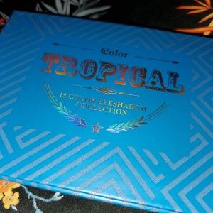 Eye shadow palette 💜💙💚💛